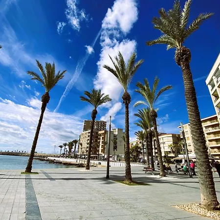 Sunny Penthouse Close To Everything * טורבייחה