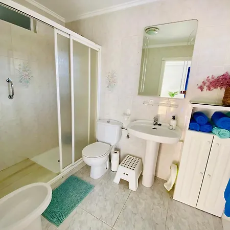شقة Sunny Penthouse Close To Everything *